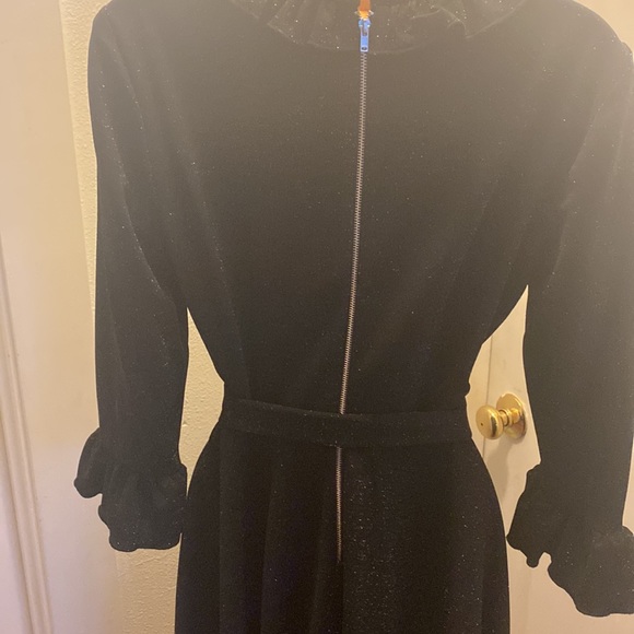 Gabby Skye Black with silver Nordstrom long Sleeve faux wrap Dress Size 6 - Picture 3 of 9